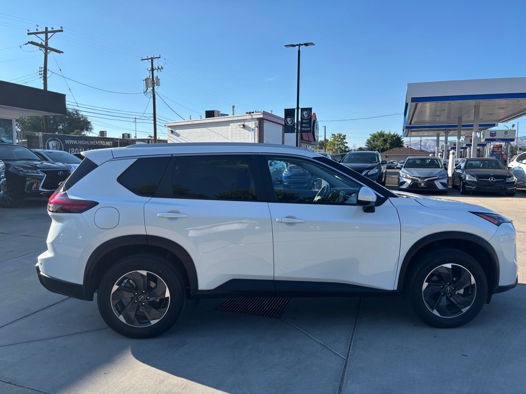 2025 Nissan Rogue Image 9