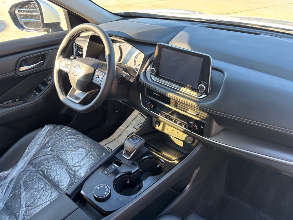 2025 Nissan Rogue Image 12
