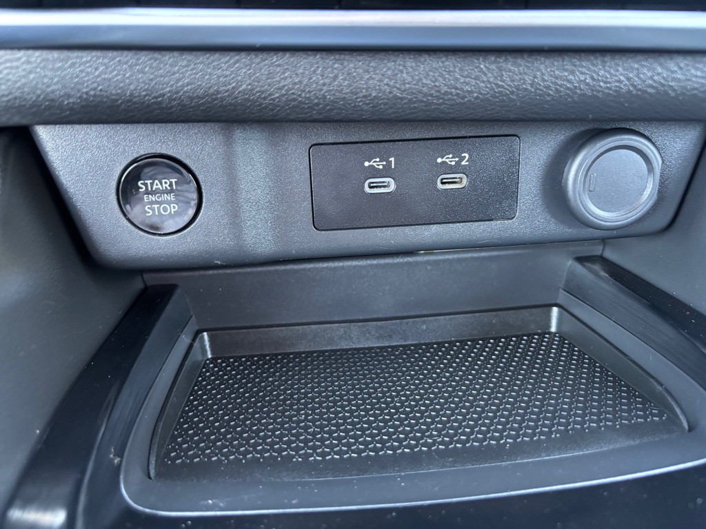 2025 Nissan Rogue Image 35