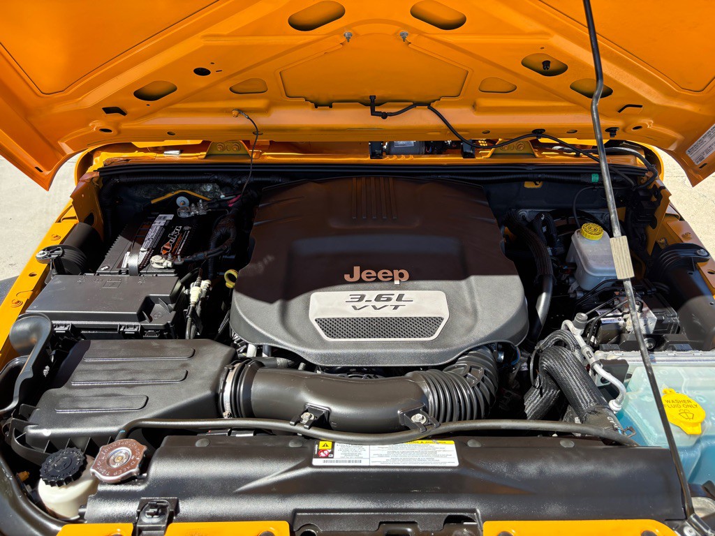 2012 Jeep Wrangler Unlimited Image 37
