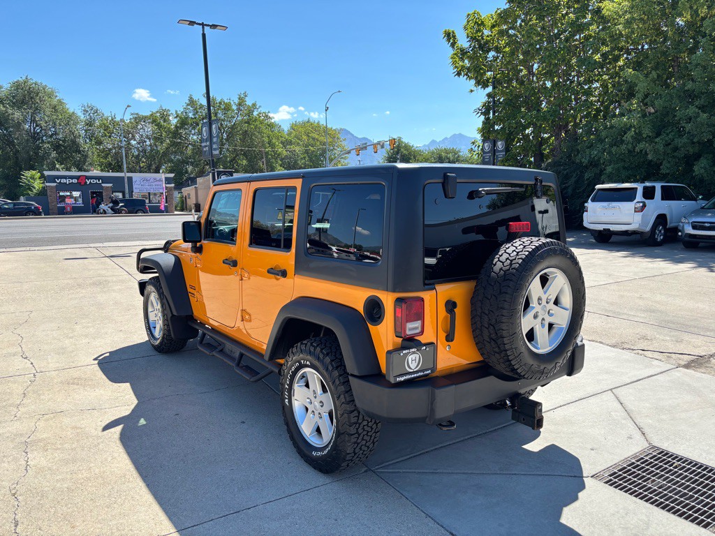 2012 Jeep Wrangler Unlimited Image 5