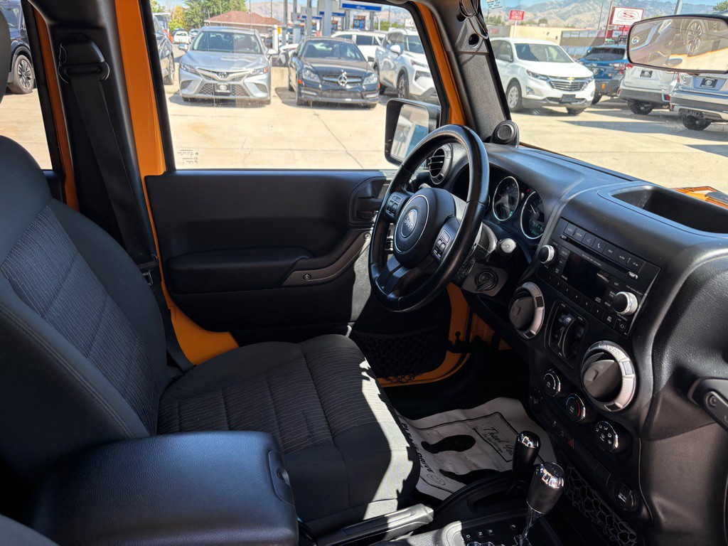 2012 Jeep Wrangler Unlimited Image 10
