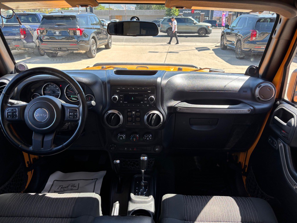 2012 Jeep Wrangler Unlimited Image 14