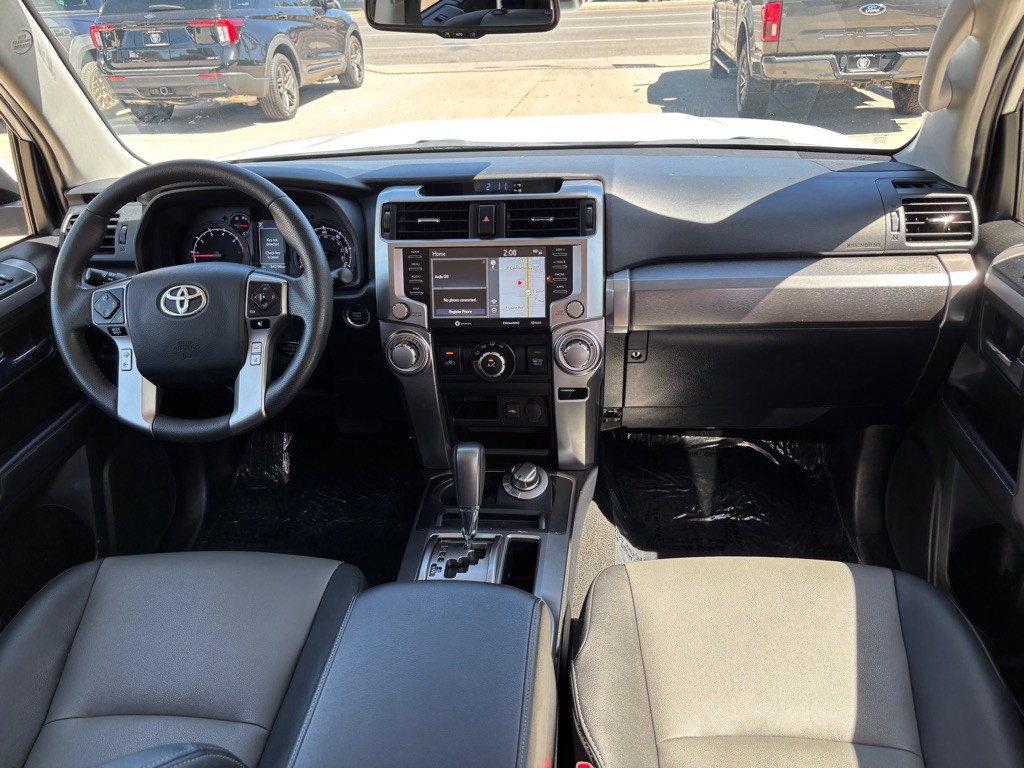 2021 Toyota 4Runner Image 14