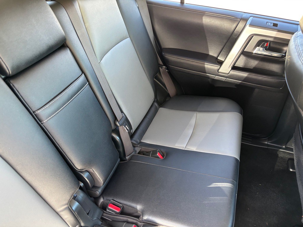 2021 Toyota 4Runner Image 16