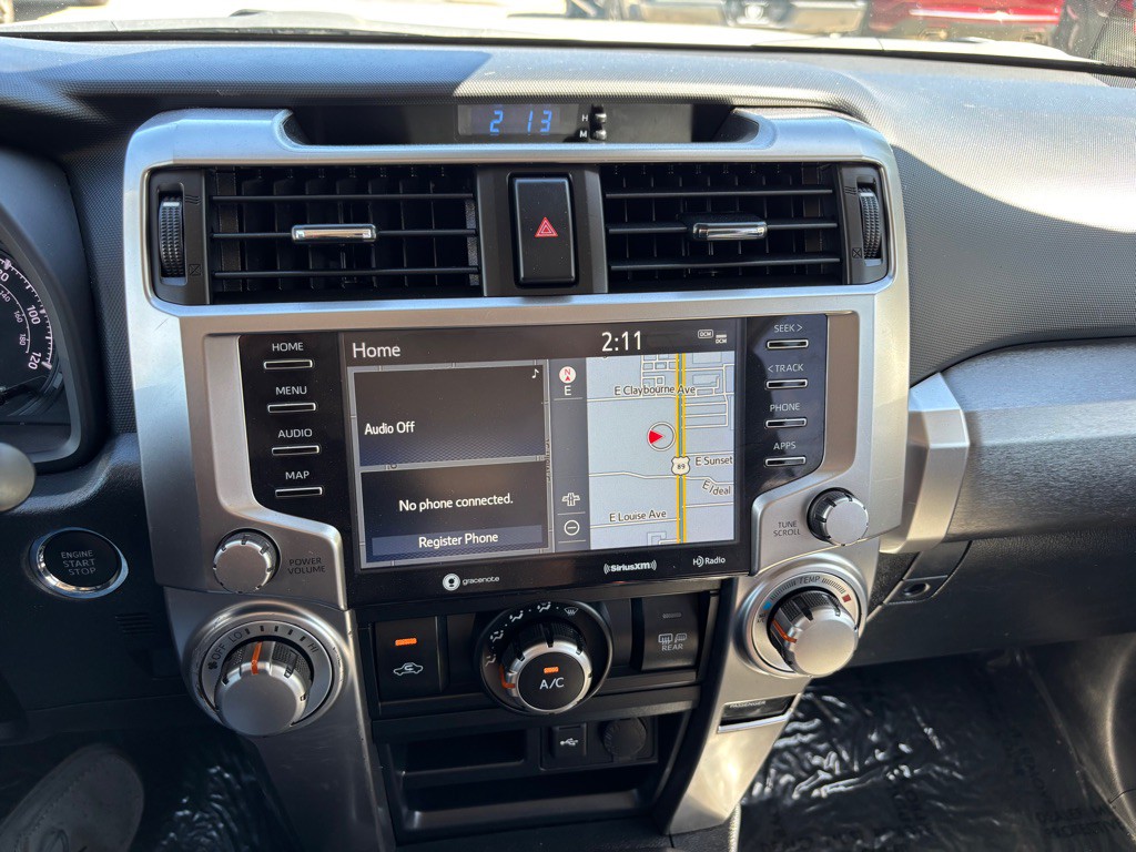 2021 Toyota 4Runner Image 26