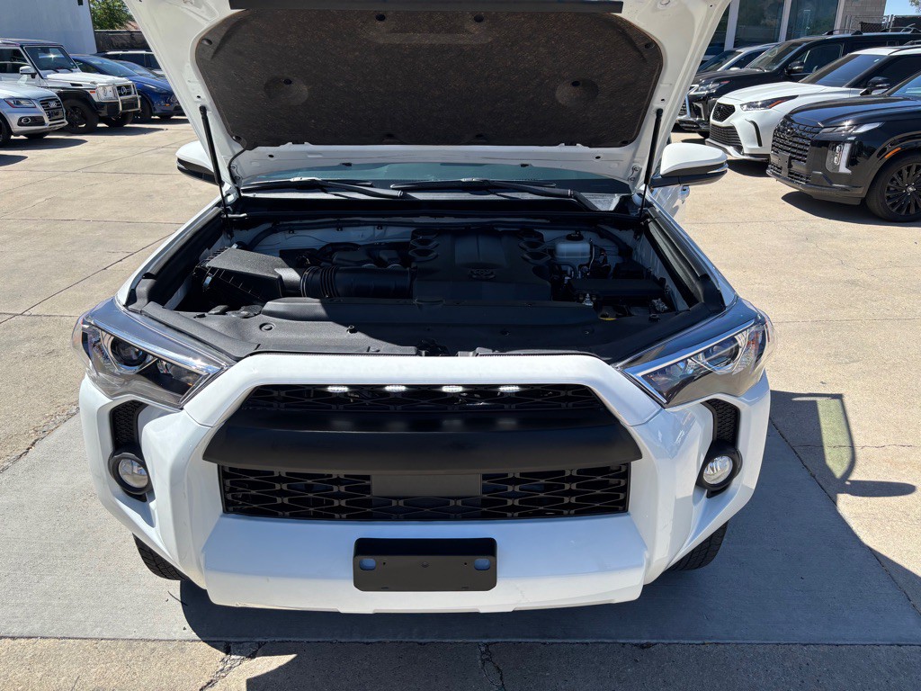 2021 Toyota 4Runner Image 44