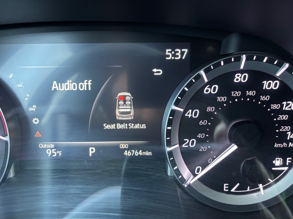 2023 Toyota Highlander Image 36