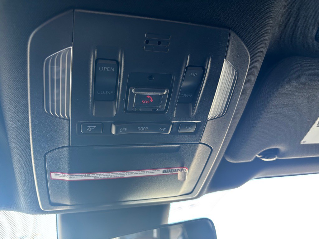 2023 Toyota Highlander Image 38