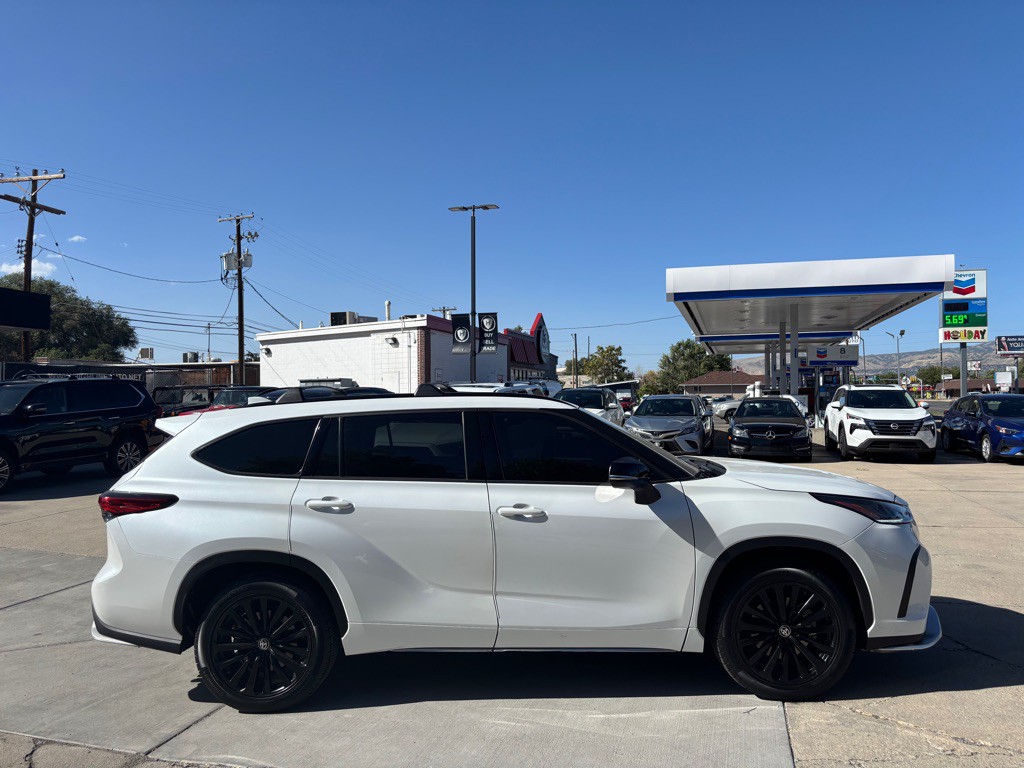 2023 Toyota Highlander Image 8