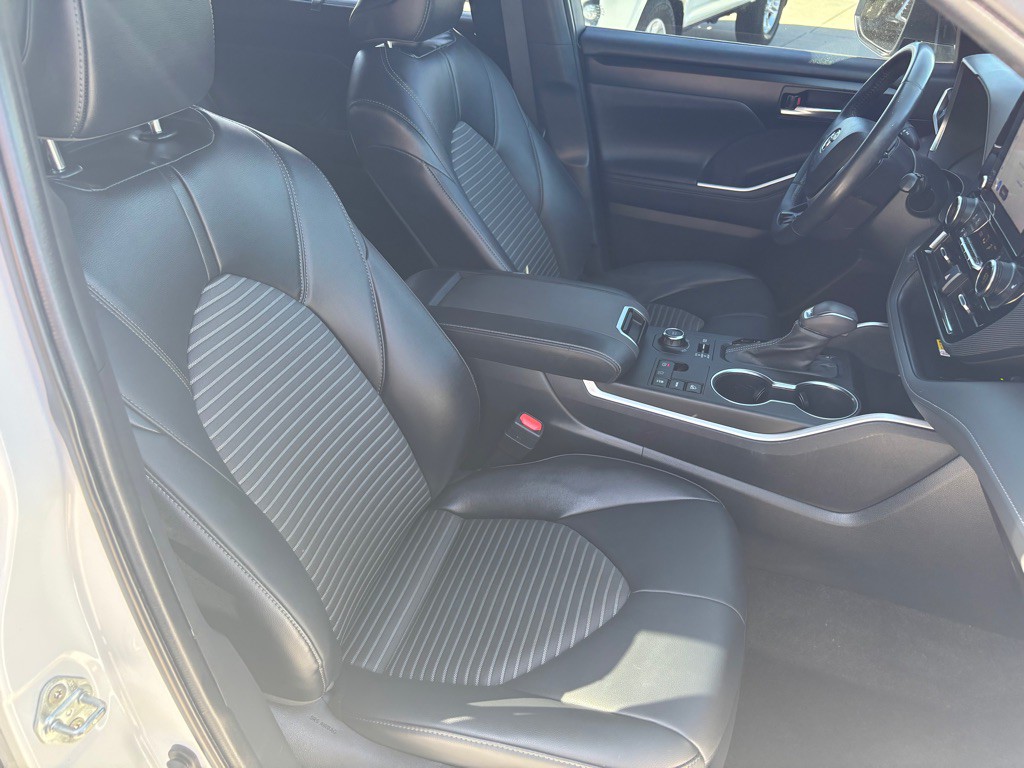 2023 Toyota Highlander Image 11
