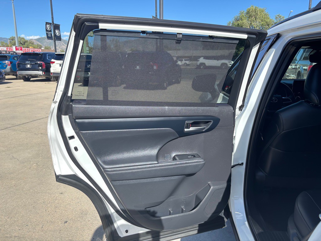 2023 Toyota Highlander Image 21