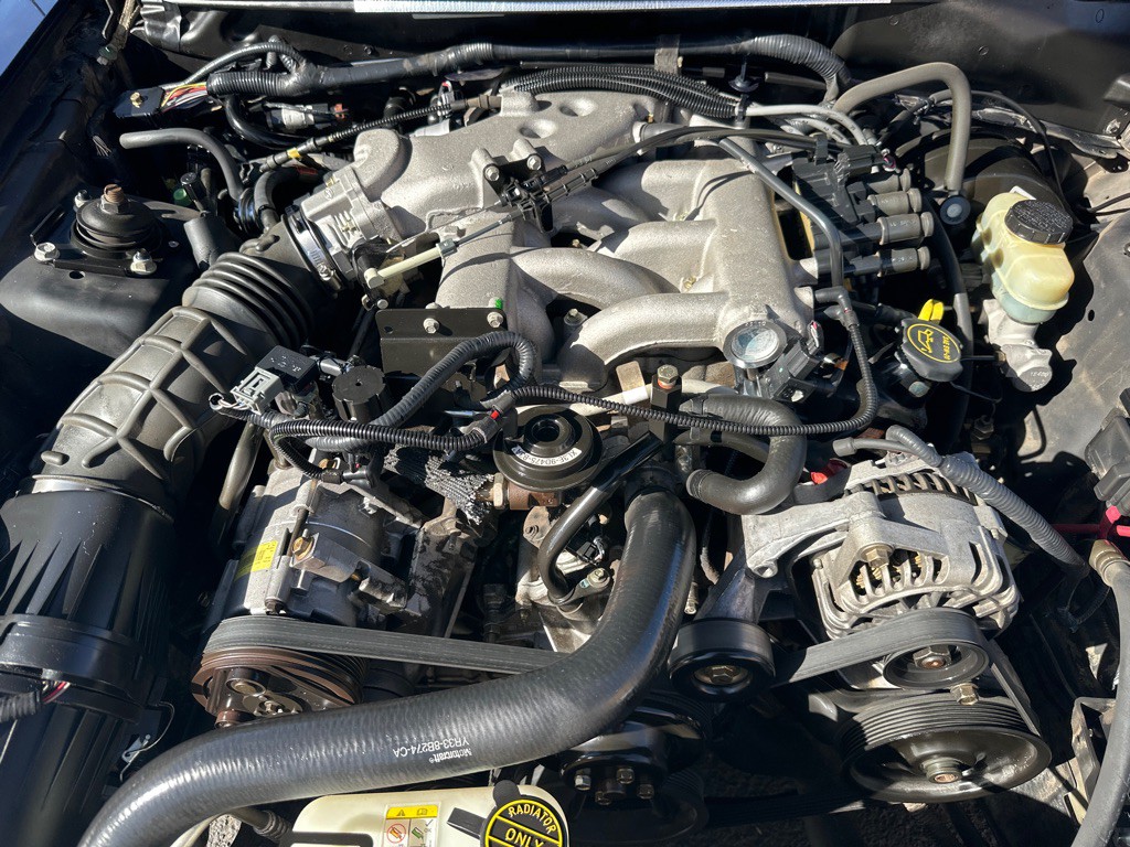 2002 Ford Mustang Image 8