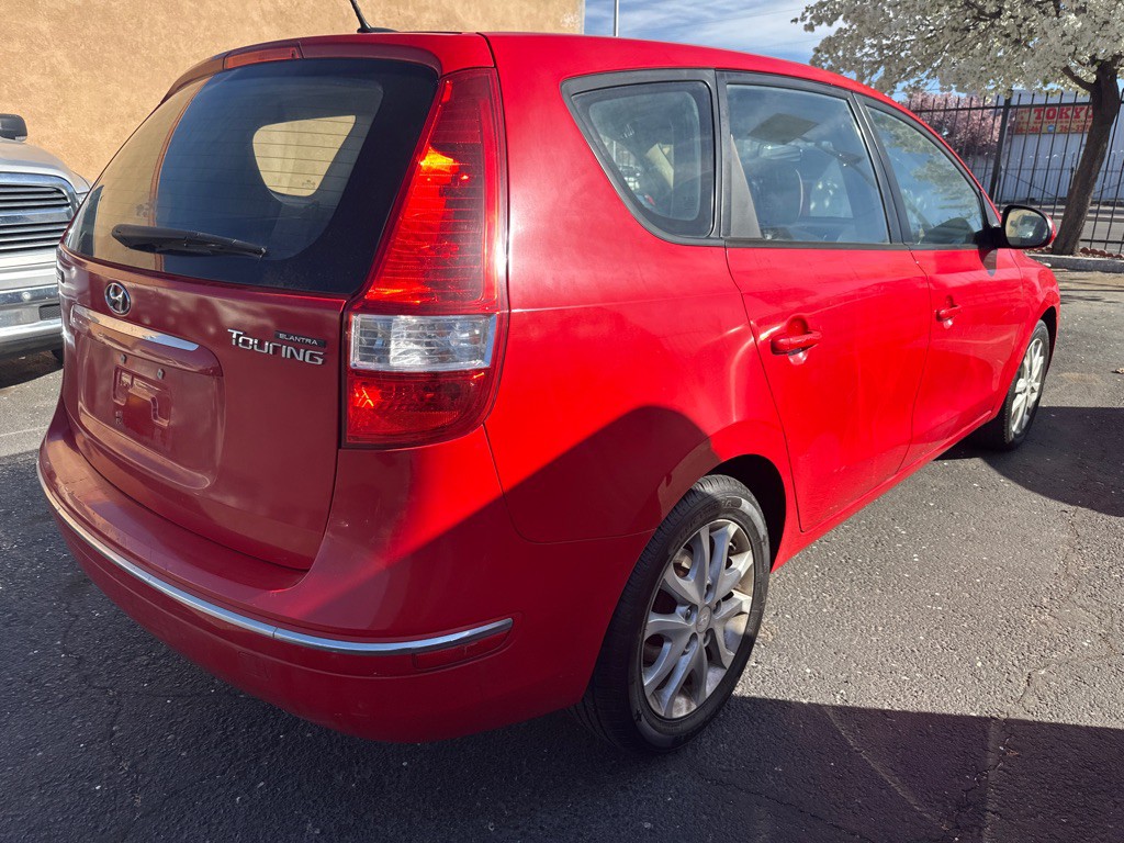 2009 Hyundai Elantra Image 2