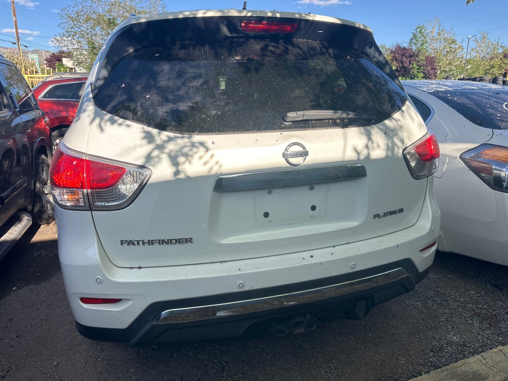 2013 Nissan Pathfinder Image 3