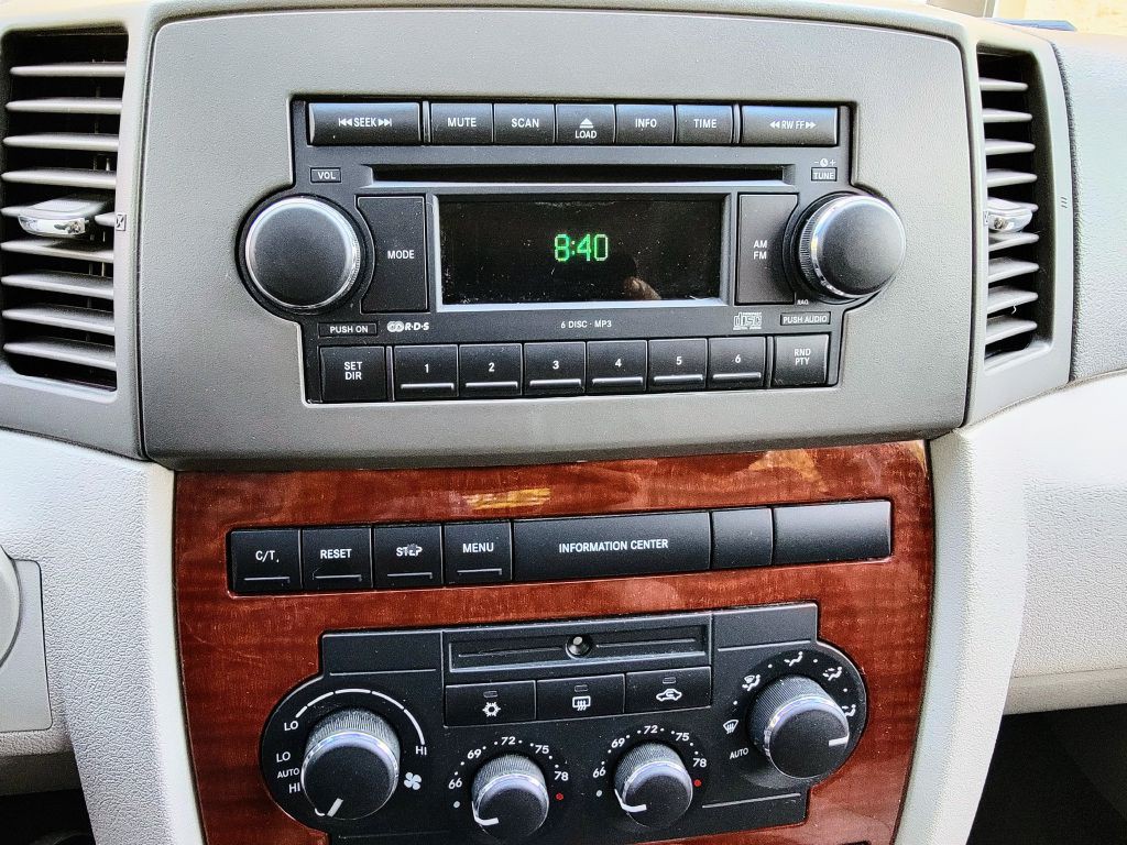 2006 Jeep Grand Cherokee Image 45