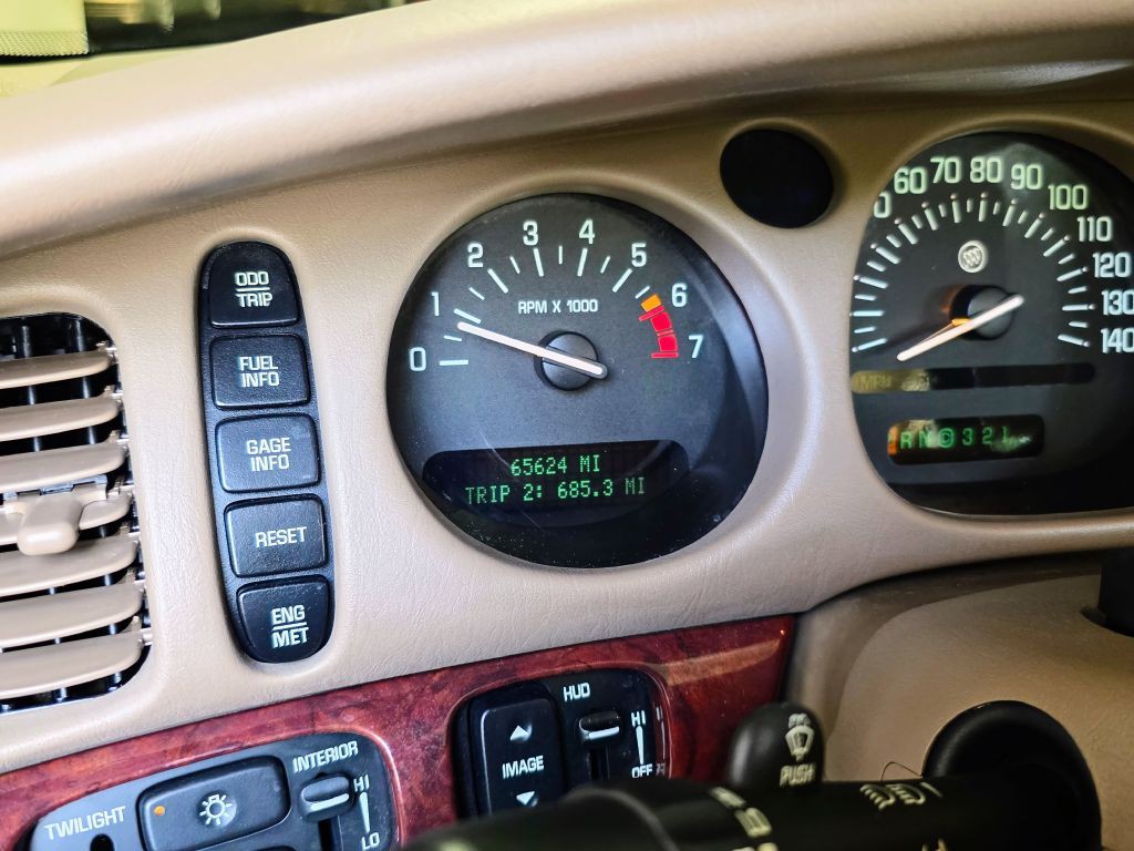 2004 Buick LeSabre Image 19