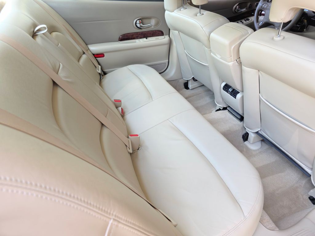 2004 Buick LeSabre Image 24