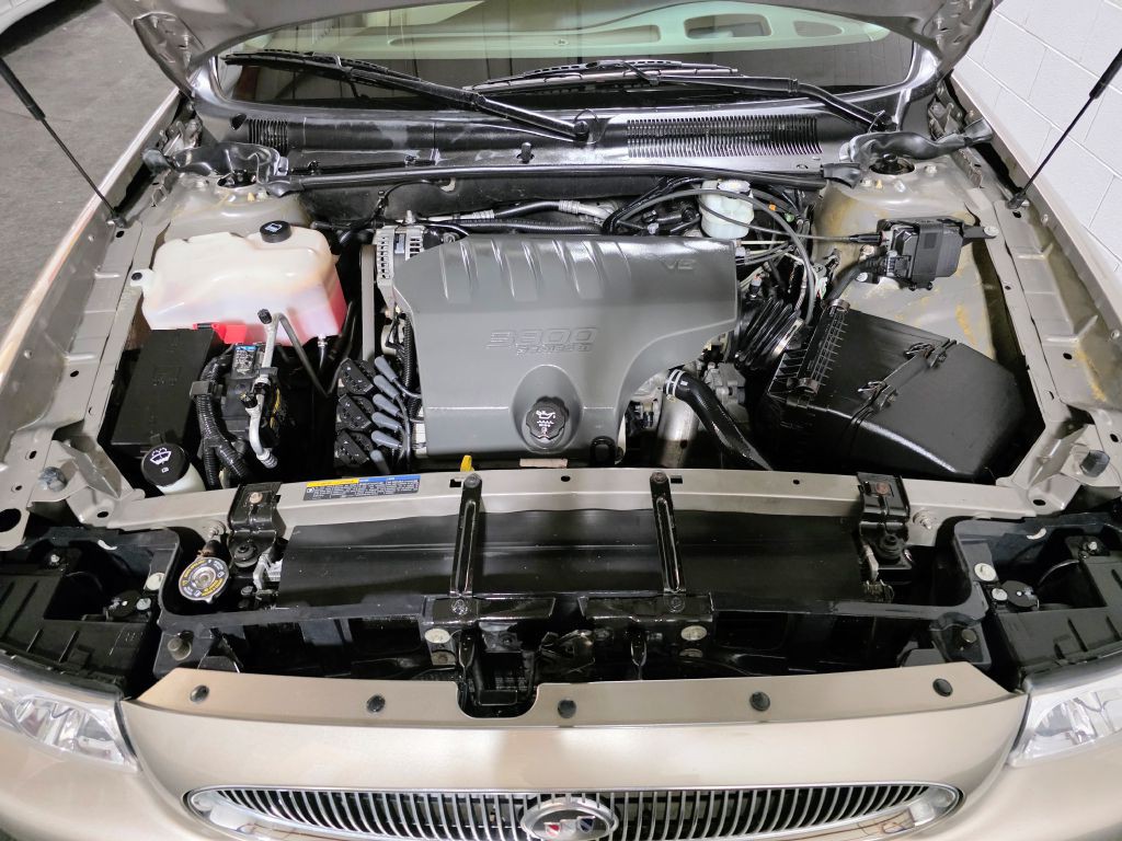 2004 Buick LeSabre Image 40