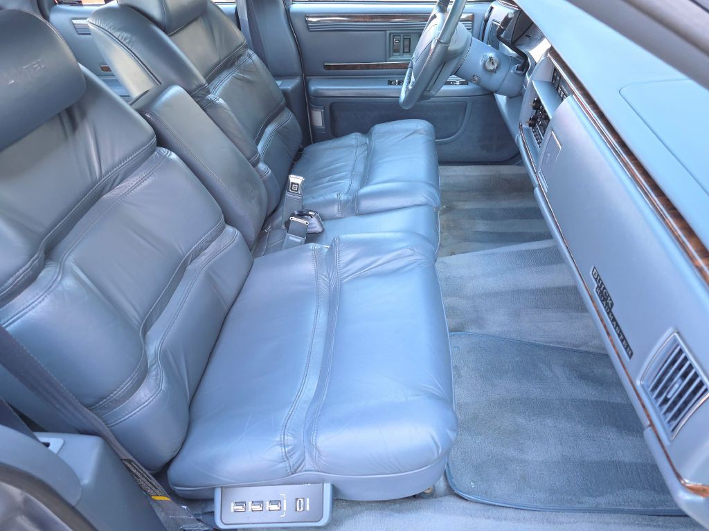 1994 Buick Roadmaster Image 11
