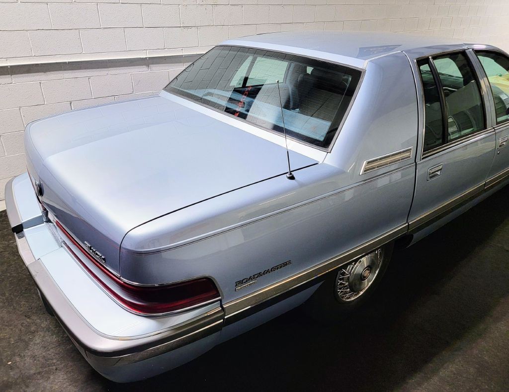 1994 Buick Roadmaster Image 27