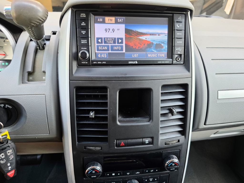 2008 Dodge Grand Caravan Image 44