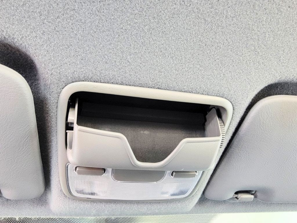 2005 Honda CR-V Image 32