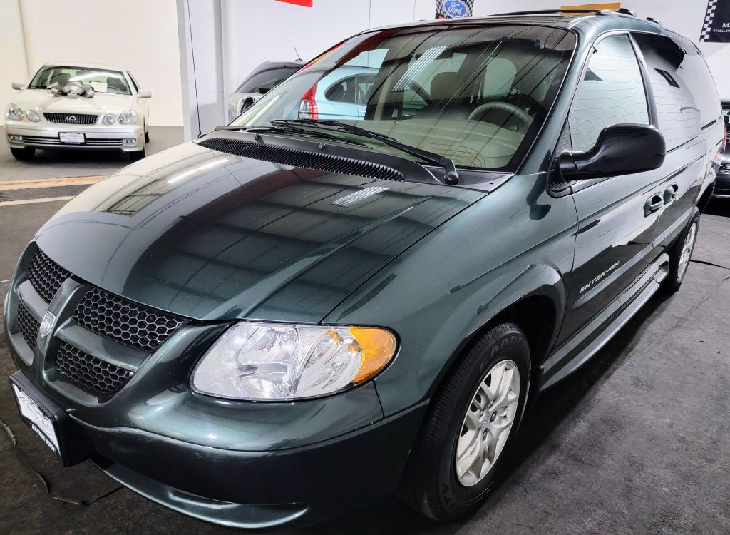 2001 Dodge Grand Caravan Image 7
