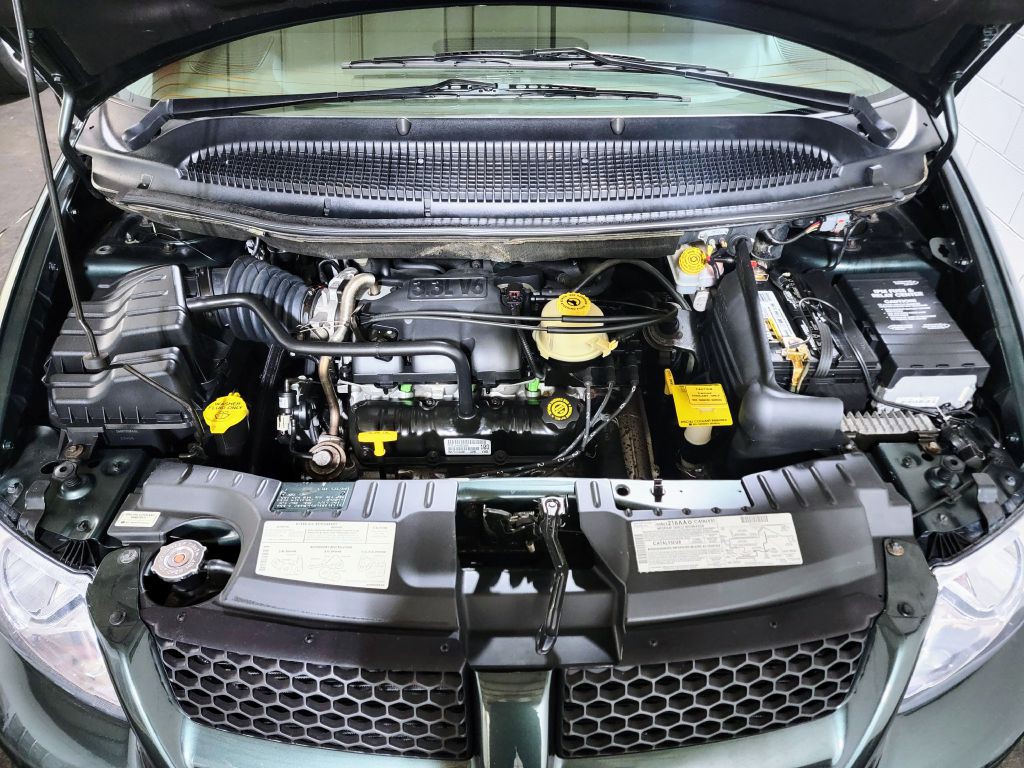 2001 Dodge Grand Caravan Image 13