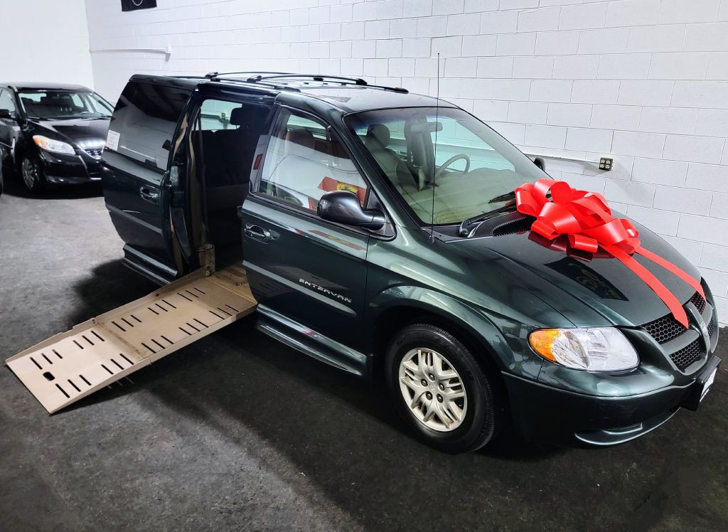 2001 Dodge Grand Caravan Image 17