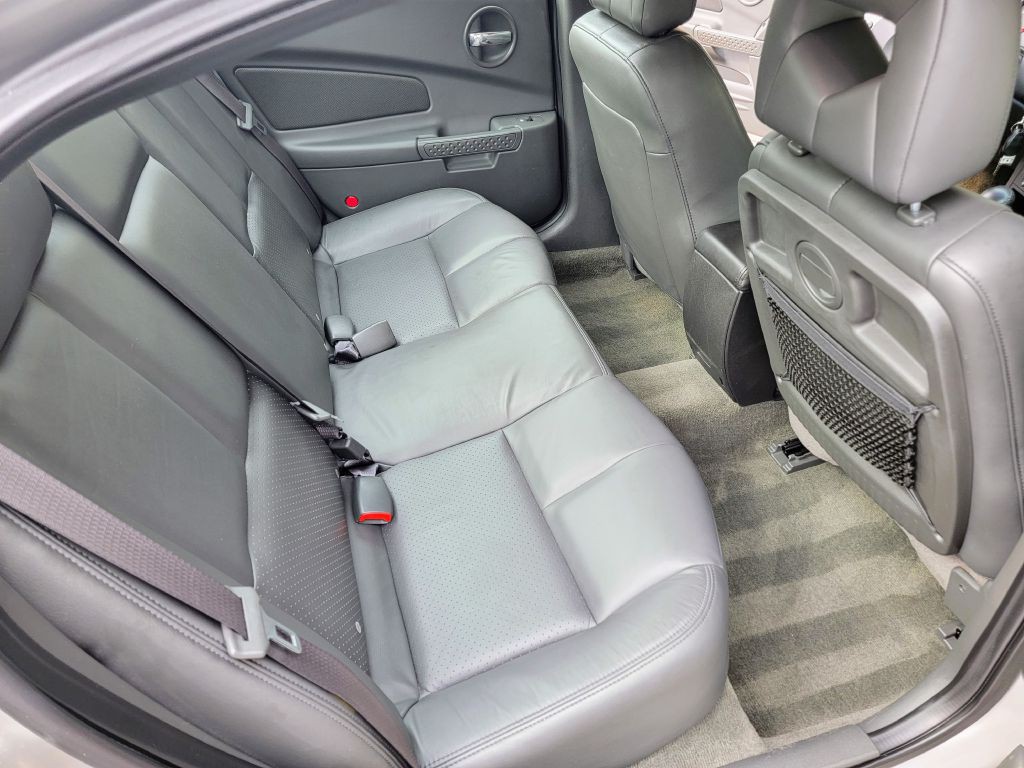 2005 Pontiac Grand Prix Image 17
