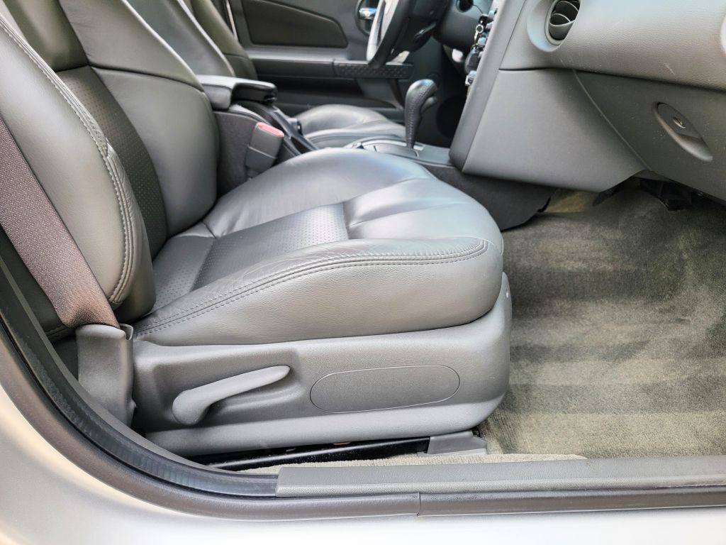 2005 Pontiac Grand Prix Image 26