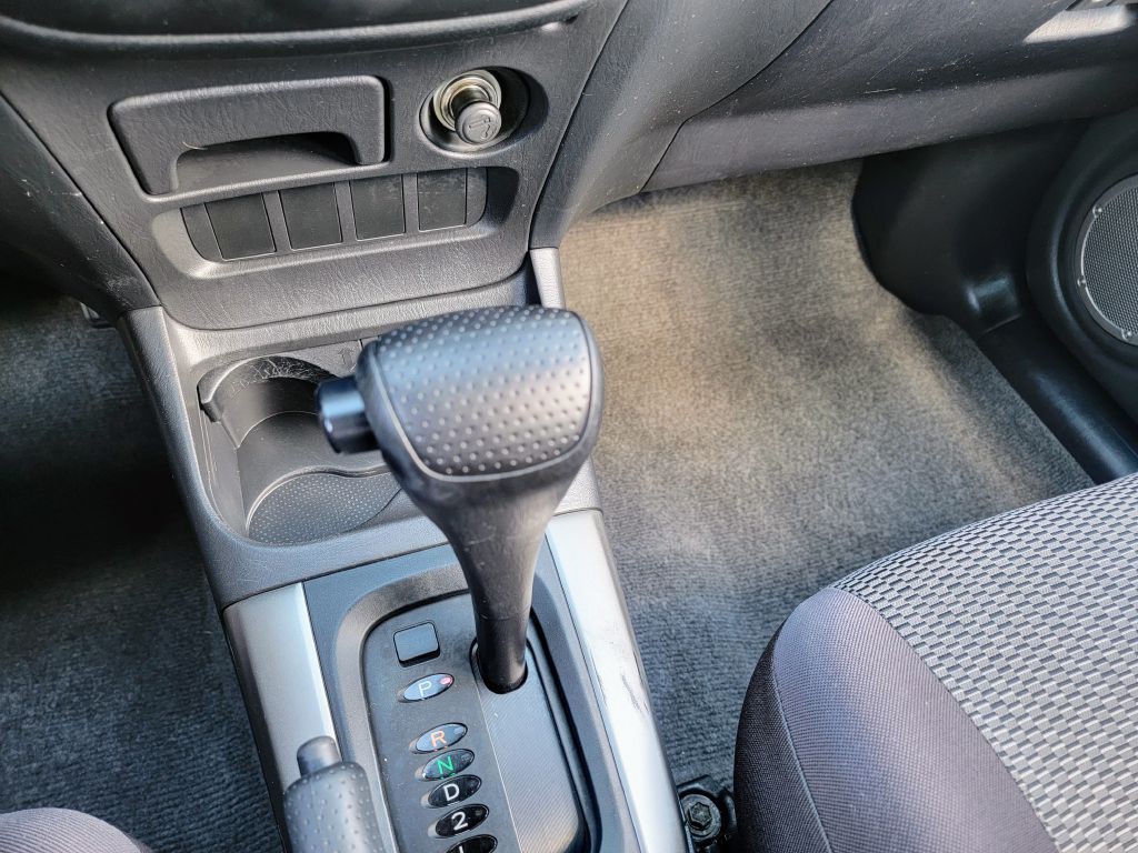 2005 Toyota Rav4 Image 21