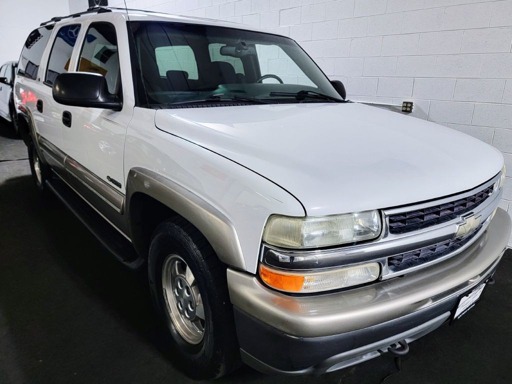 2000 Chevrolet Suburban Image 9