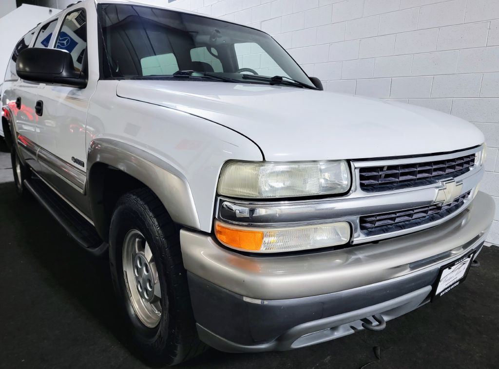 2000 Chevrolet Suburban Image 10