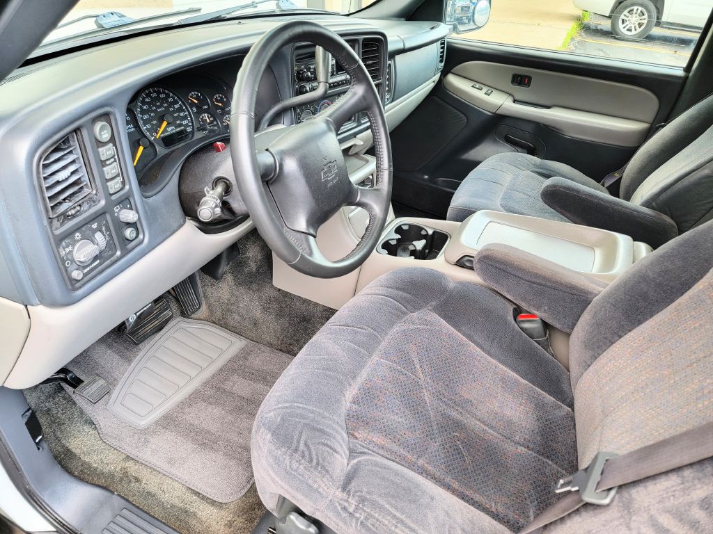 2000 Chevrolet Suburban Image 31