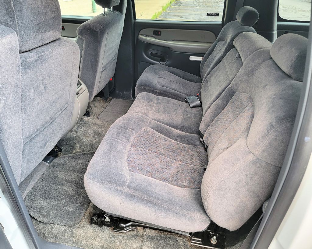 2000 Chevrolet Suburban Image 41