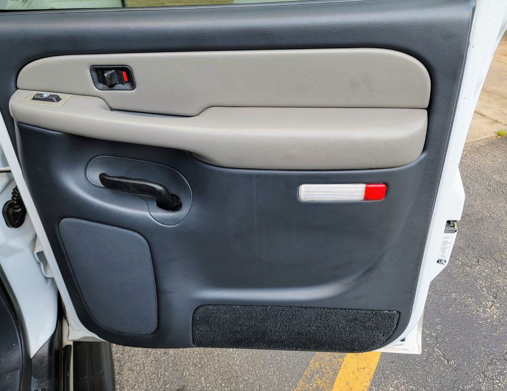 2000 Chevrolet Suburban Image 52