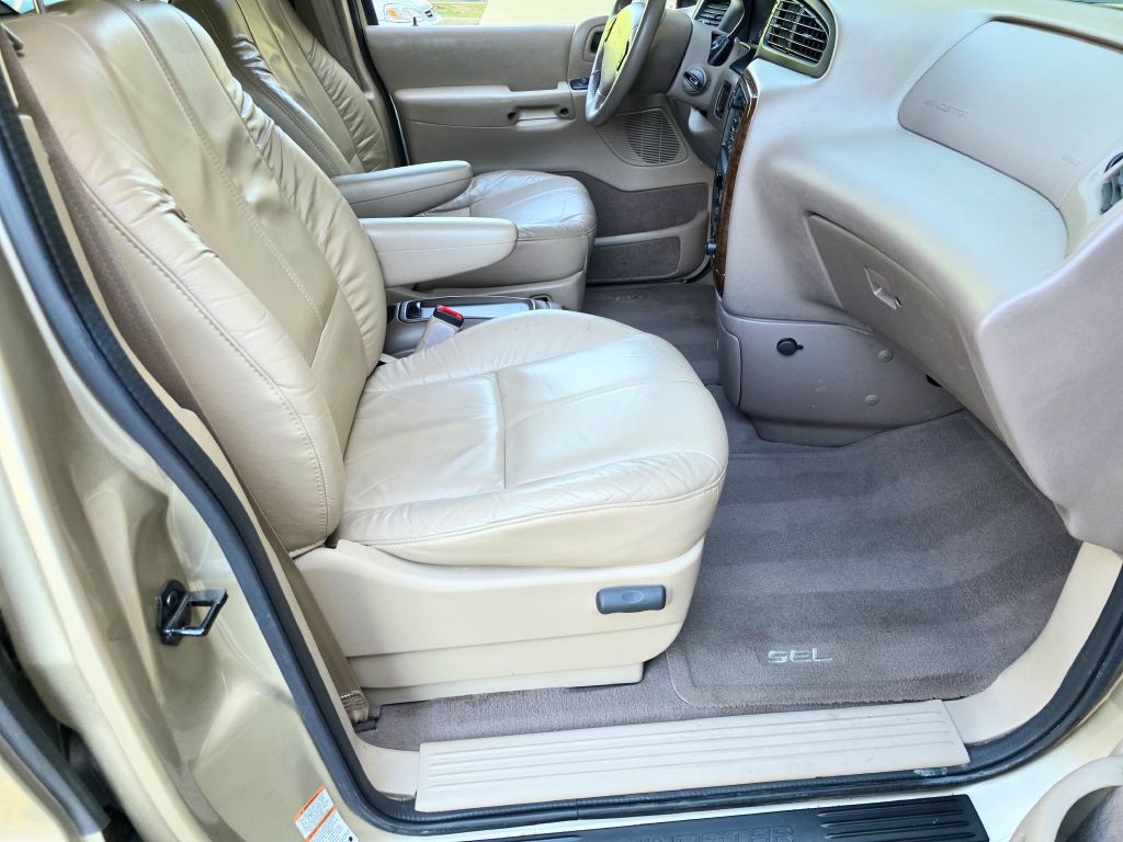 1999 Ford Windstar Image 14