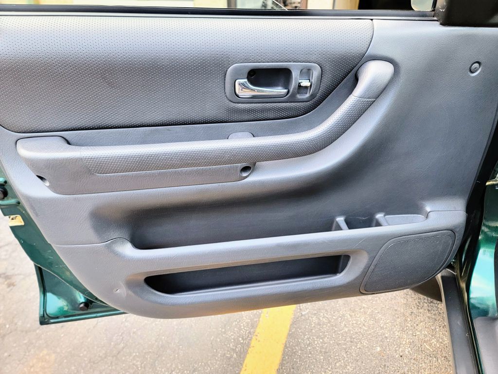 2000 Honda CR-V Image 10