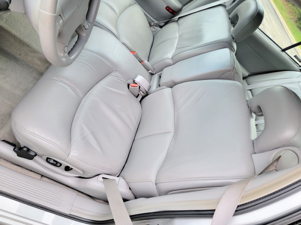 2000 Buick LeSabre Image 26