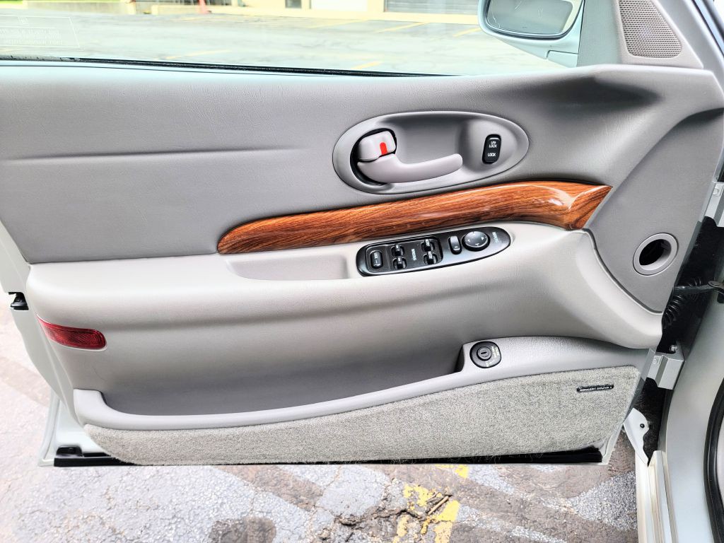 2000 Buick LeSabre Image 31