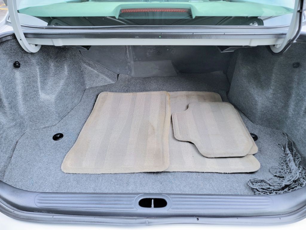2000 Buick LeSabre Image 39