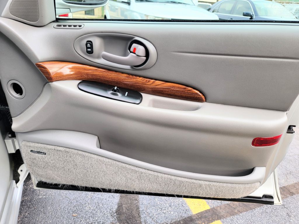 2000 Buick LeSabre Image 48