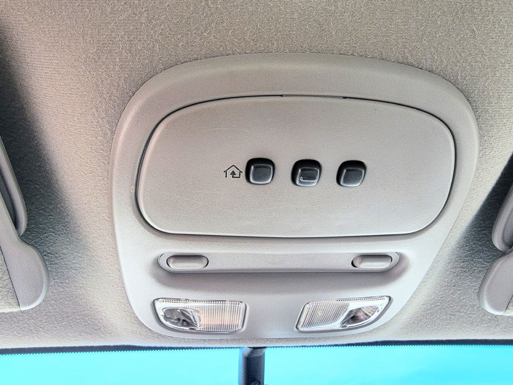 2000 Buick LeSabre Image 61