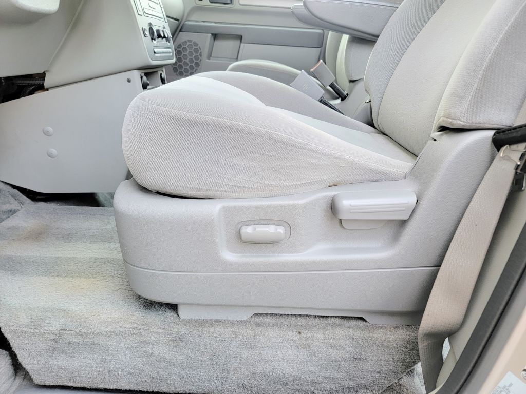 2006 Ford Freestar Image 12