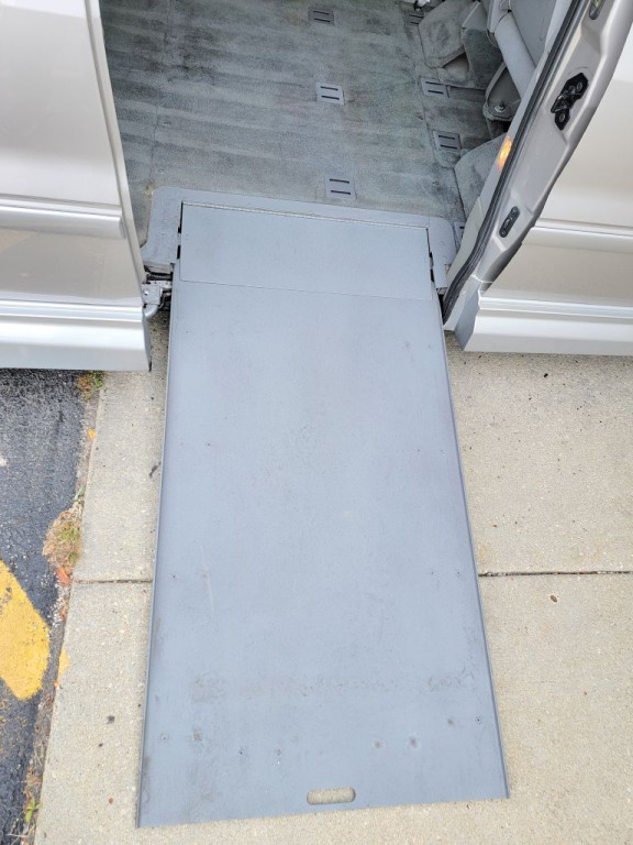 2006 Ford Freestar Image 31
