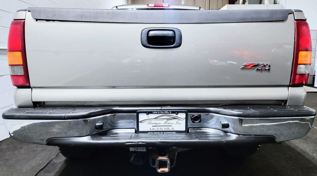 2003 GMC Sierra Image 15
