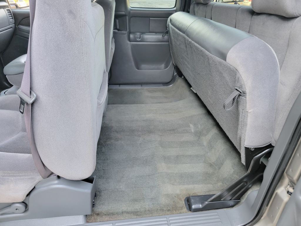2003 GMC Sierra Image 27