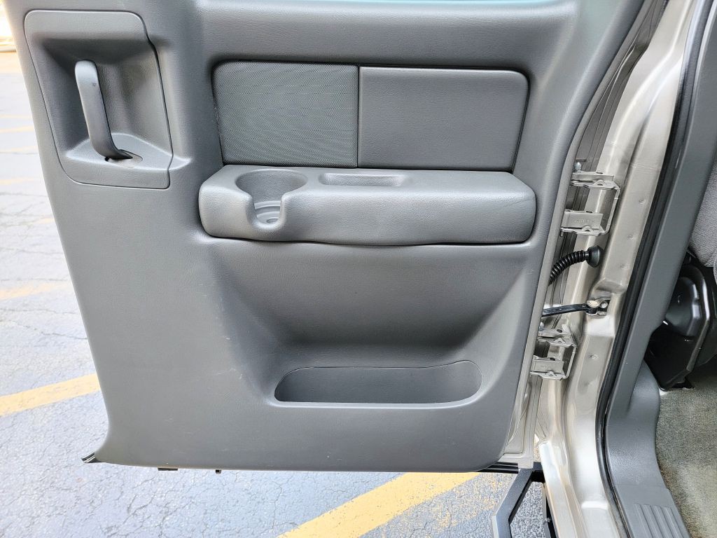 2003 GMC Sierra Image 41